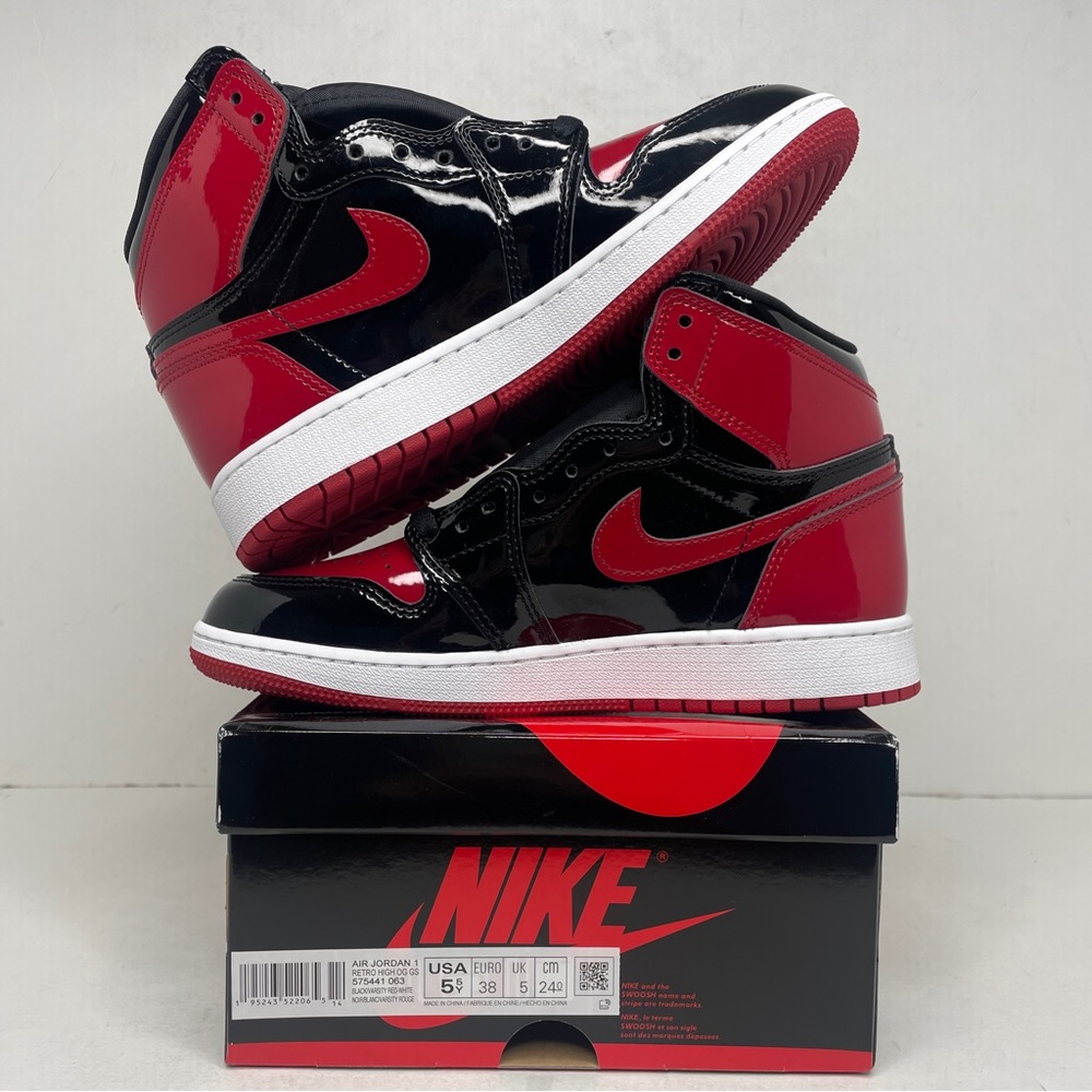 Nike Air Jordan 1 Retro High OG GS “Patent Bred” 2022 - Picture 3 of 4